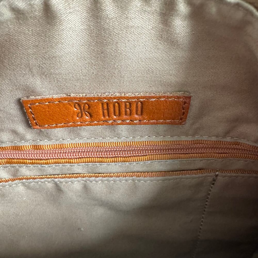 HOBO Sheila Medium Leather Satchel Whipstitch Bag Tan - Picture 12 of 12